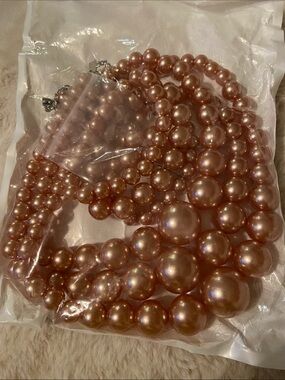 Elegant Pink-rose Pearl Multi-Strand Necklace color on package says coffee color